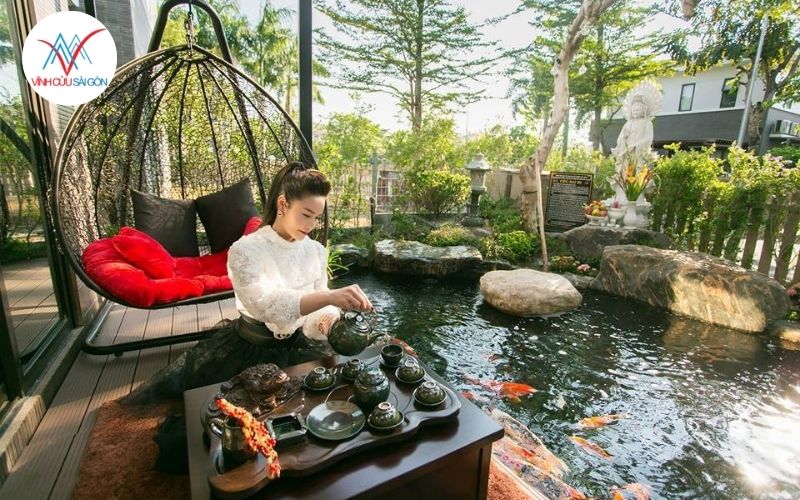 Biệt thự sân vườn có hồ nước, tiểu cảnh sinh động